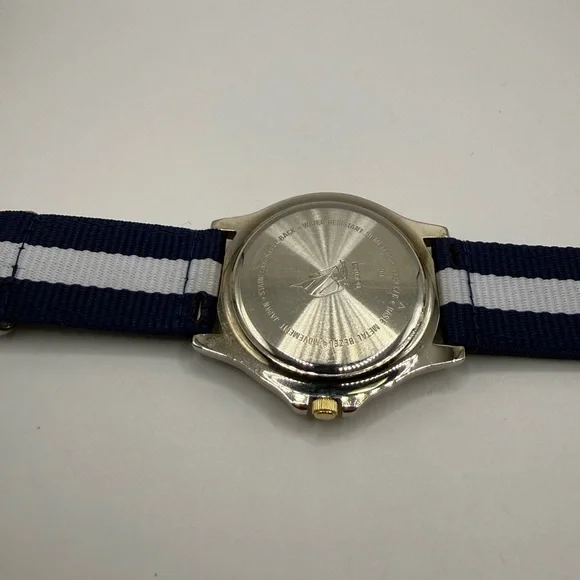 Nautica Vintage Moon Phase Watch 39mm Unisex Blue White Nylon Band (New Battery) - Picture 13 of 13
